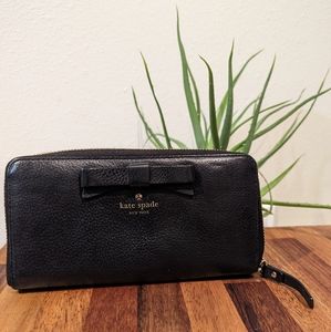 Kate Spade New York Black Leather Continental Wallet